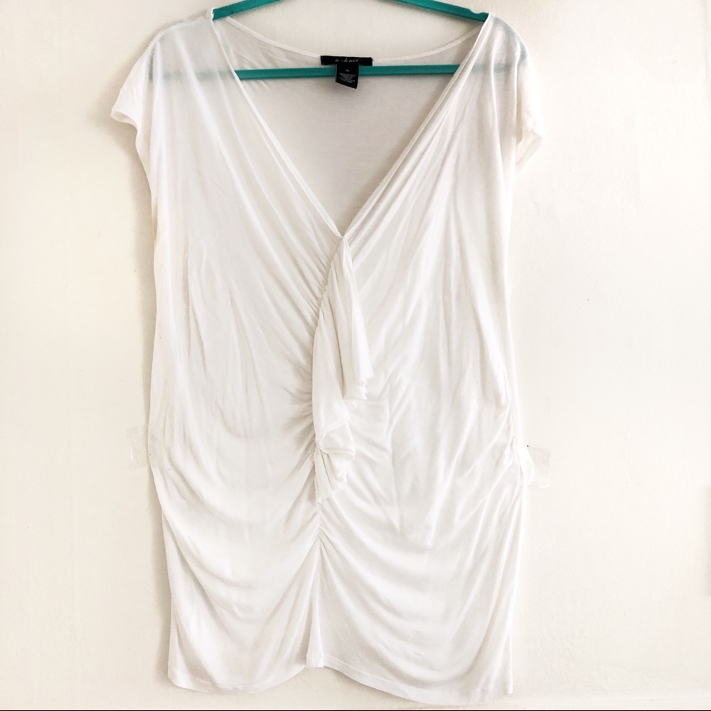 White Knit V-neck Blouse w/ Center Ruffle | A-Knit